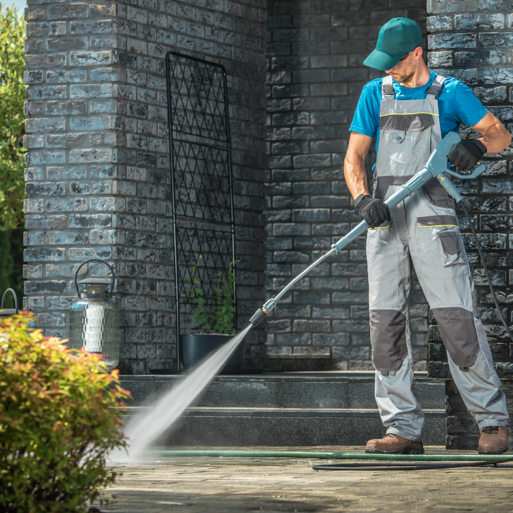 Villa ve Çiftlik Temizliği Nasıl Yapılır? Büyük Alan Temizliği Rehberi